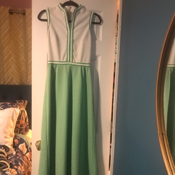 Dresses & Skirts - Vintage dress